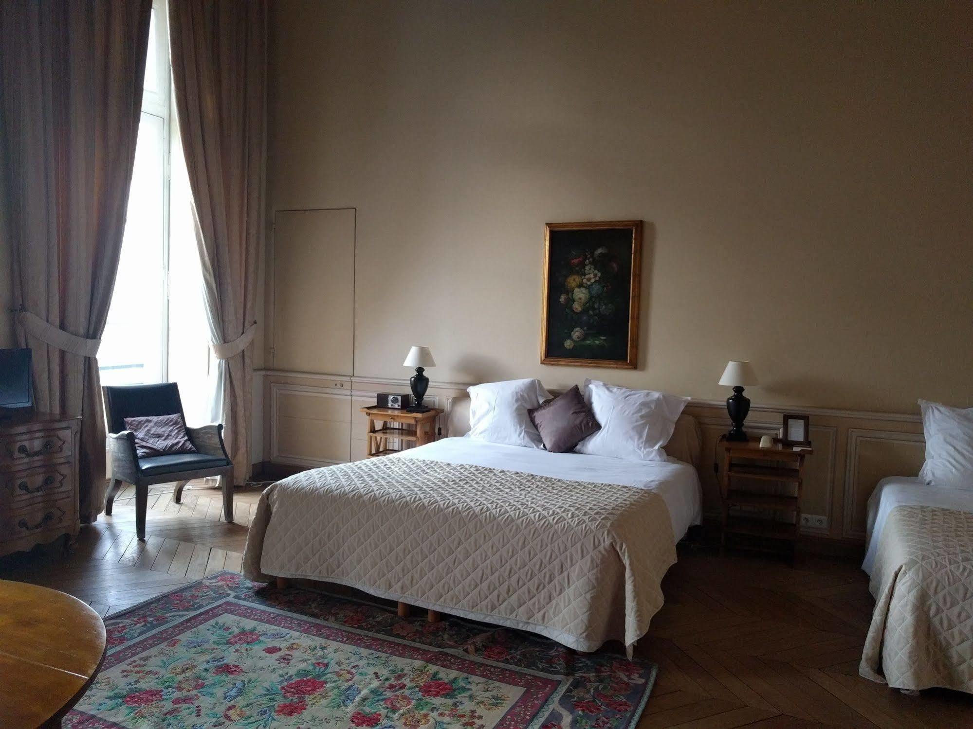 Chateau Du Marechal De Saxe Yerres Esterno foto