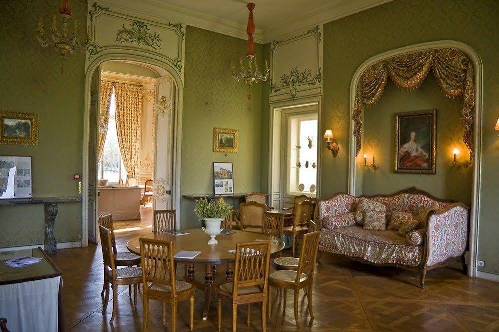 Chateau Du Marechal De Saxe Yerres Esterno foto