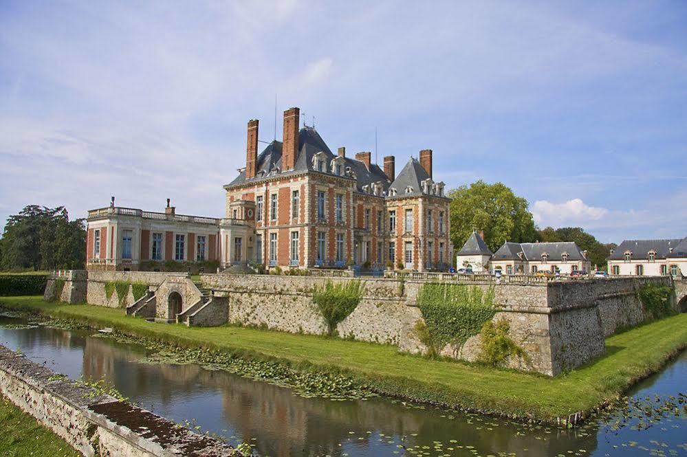 Chateau Du Marechal De Saxe Yerres Esterno foto